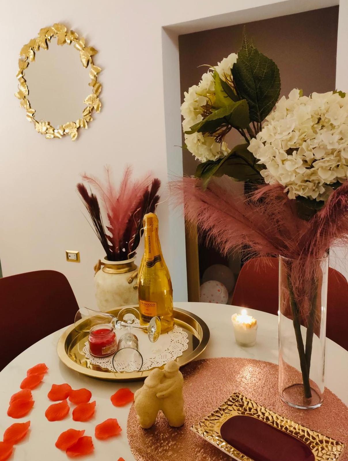 Lovely & Chic Rooms Nei Sassi Matera Buitenkant foto